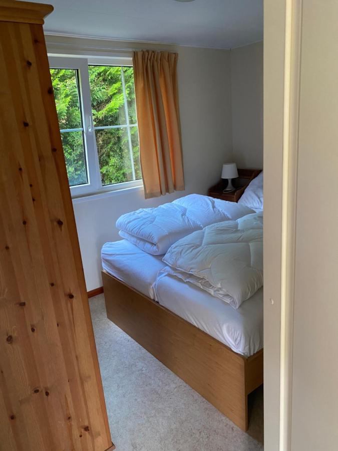 Ruim Privacyvol Chalet Met Overdekt Terras Эрмело Экстерьер фото